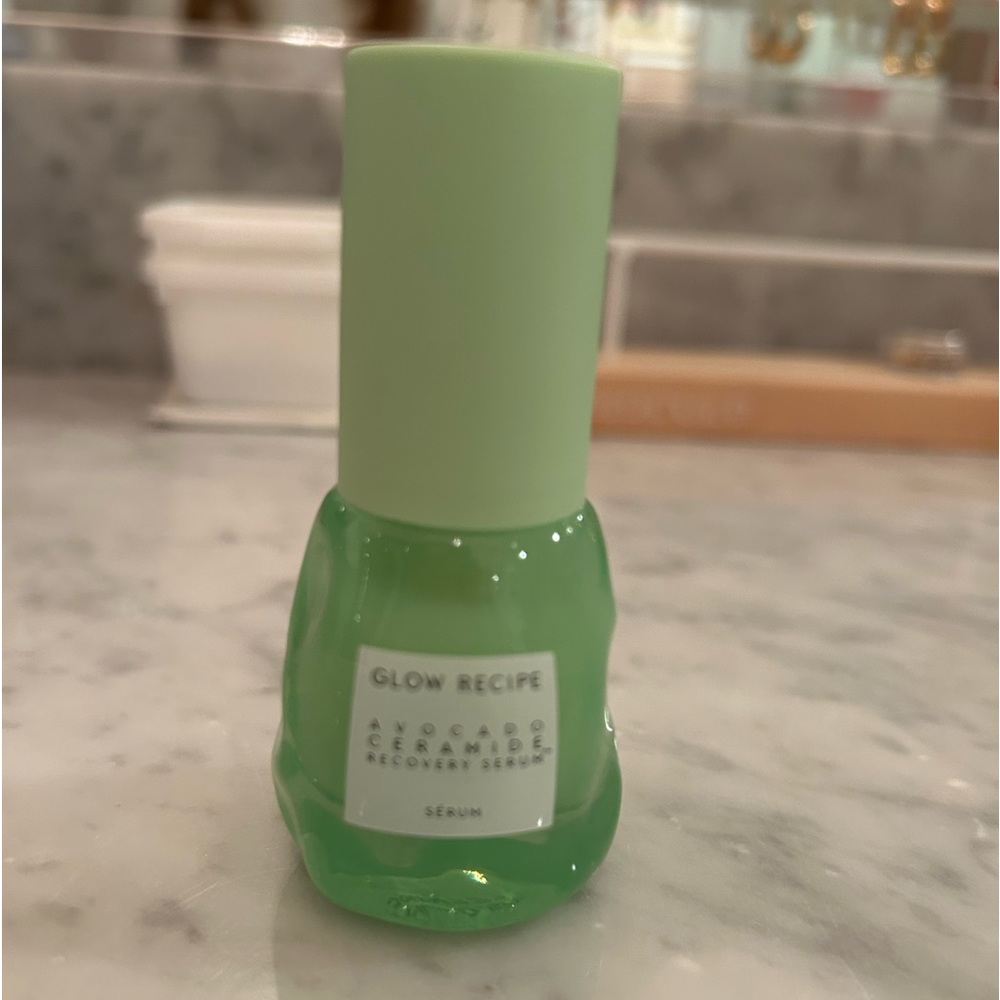 Brand new never used glow recipe serum